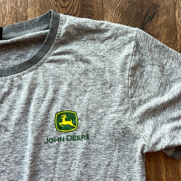 John Deere t-shirt - Picture 1 of 5